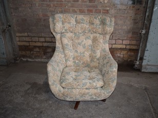 Parker Knoll Statesman Egg Chair & Stool