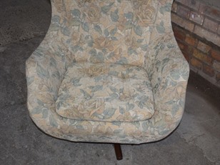 Parker Knoll Statesman Egg Chair & Stool