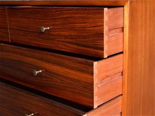 Uniflex Rosewood Chest of Drawers 